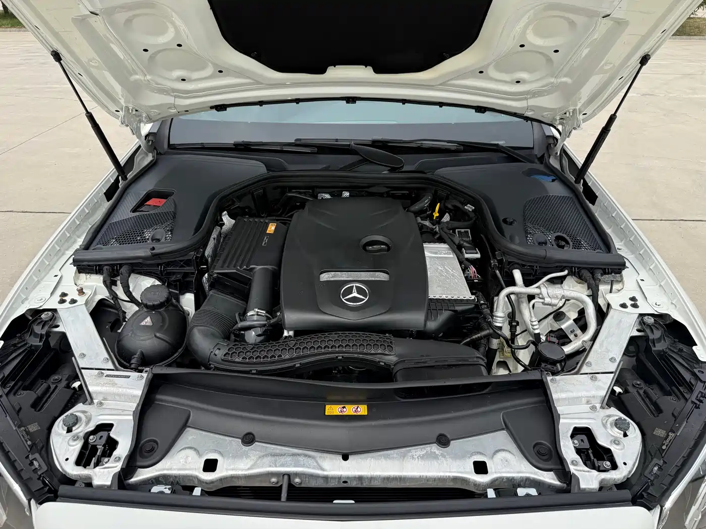 Mercedes-Benz E-Class 2017 E 200 Sport фото 40
