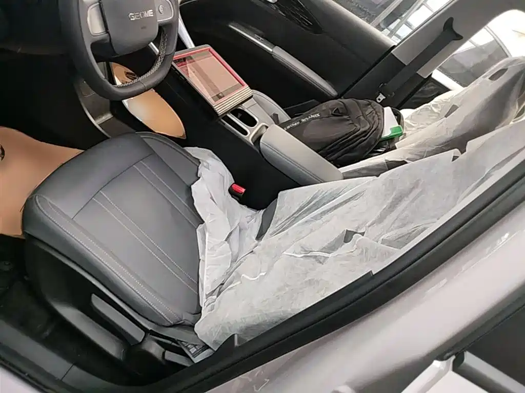 Geely Galaxy Starry Wish 2026 Edition 310km Youth Version фото 15