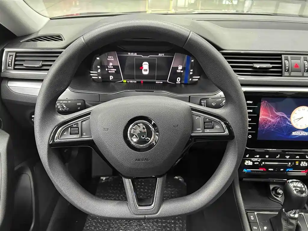 Škoda Superb 2024 TSI280 DSG Premium Edition фото 3