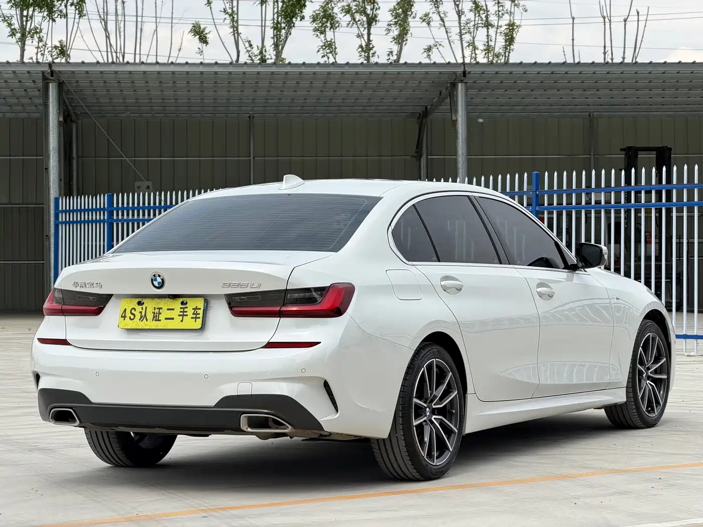 BMW 3 Series 2022 325Li M Sport Package фото 26