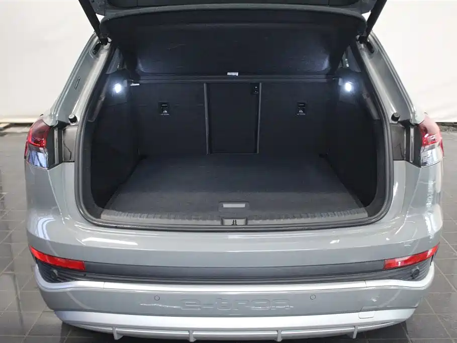 Audi Q4 e-tron 2024 40 e-tron Creation Edition фото 7
