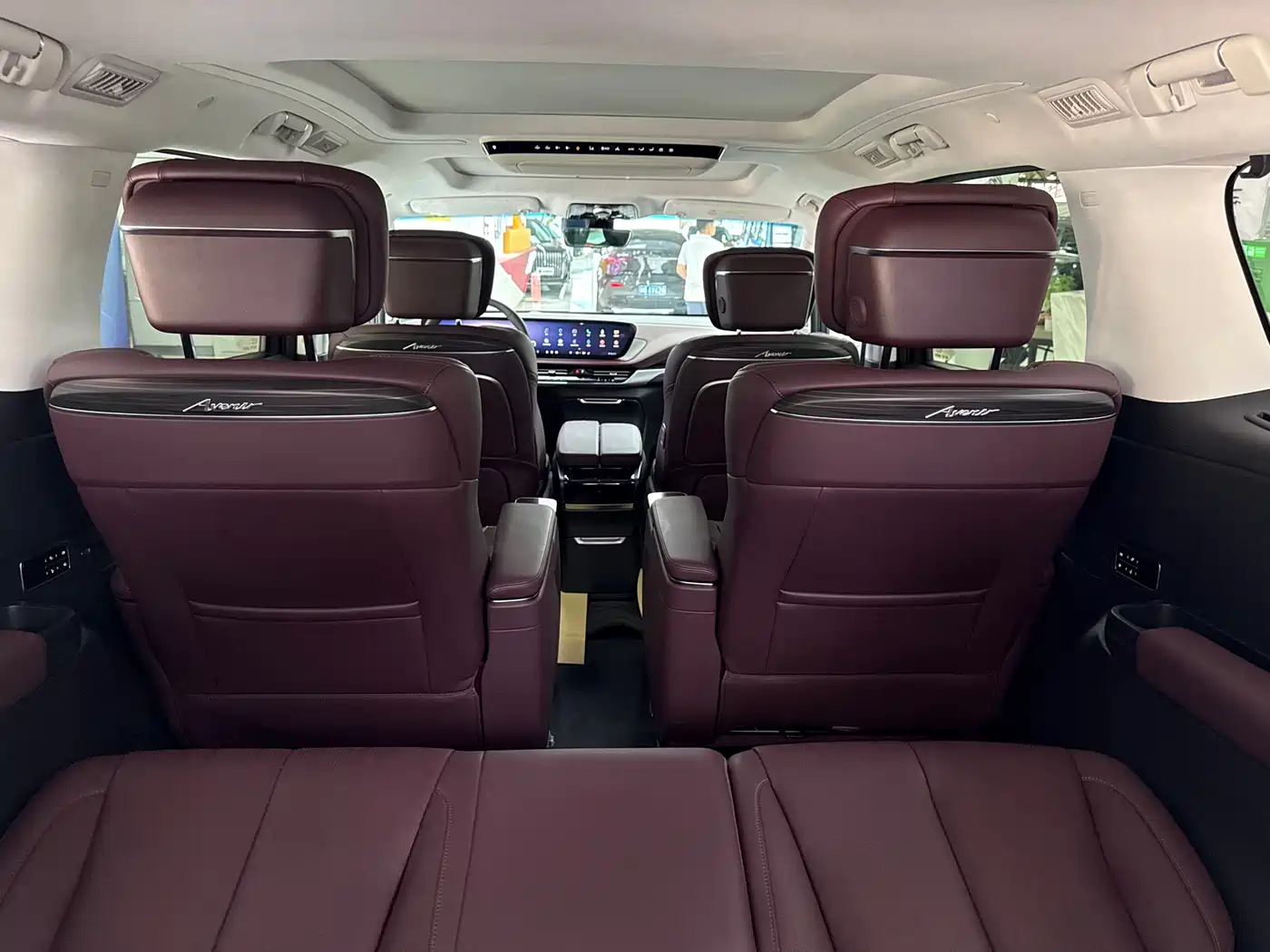 Buick Century 2025 2.0T 7-Seater World Edition фото 19