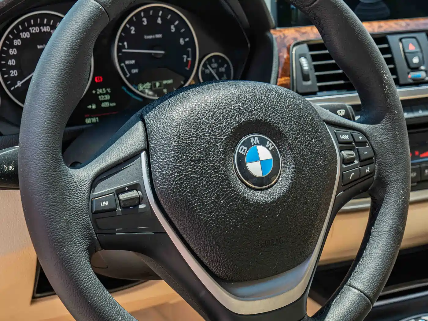BMW 3 Series 2013 Facelift 320Li Luxury Design Package фото 13