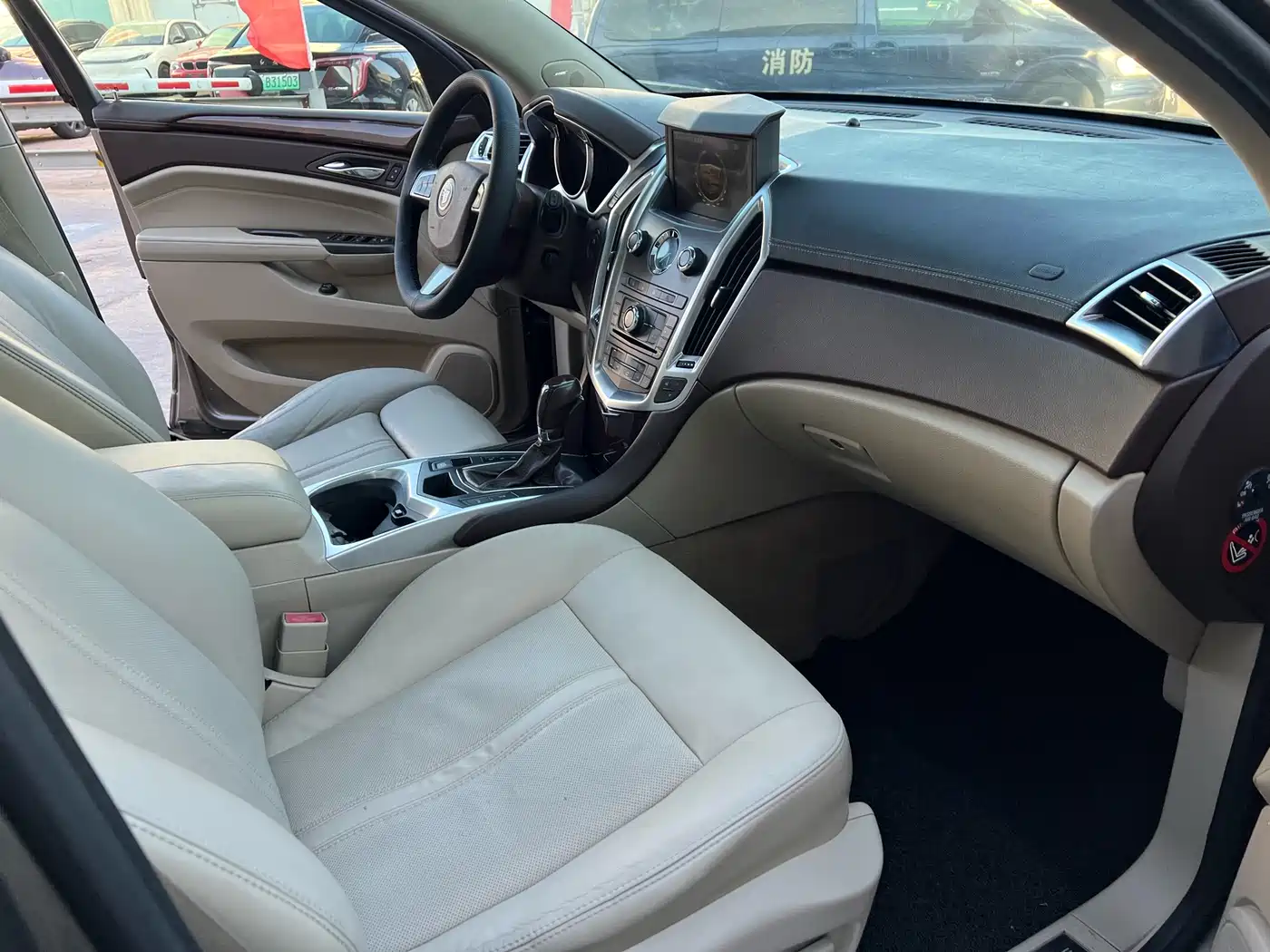 Cadillac SRX 2012 3.0L Premium фото 12