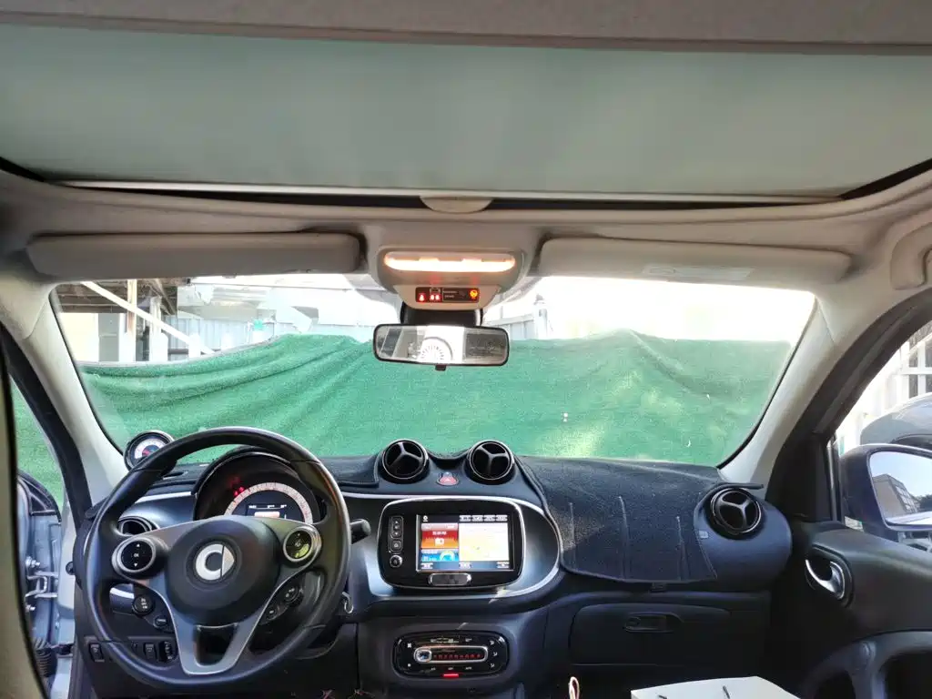 smart forfour 2018 2018 0.9T 66kW Pioneer Edition