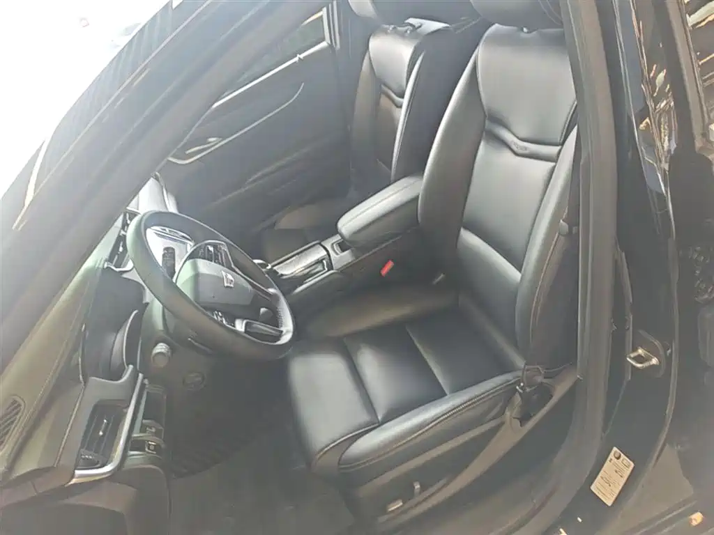 Cadillac XTS 2018 28T Technology фото 15
