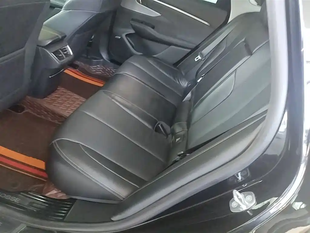 Buick LaCrosse 2023 28T Premium Edition фото 17