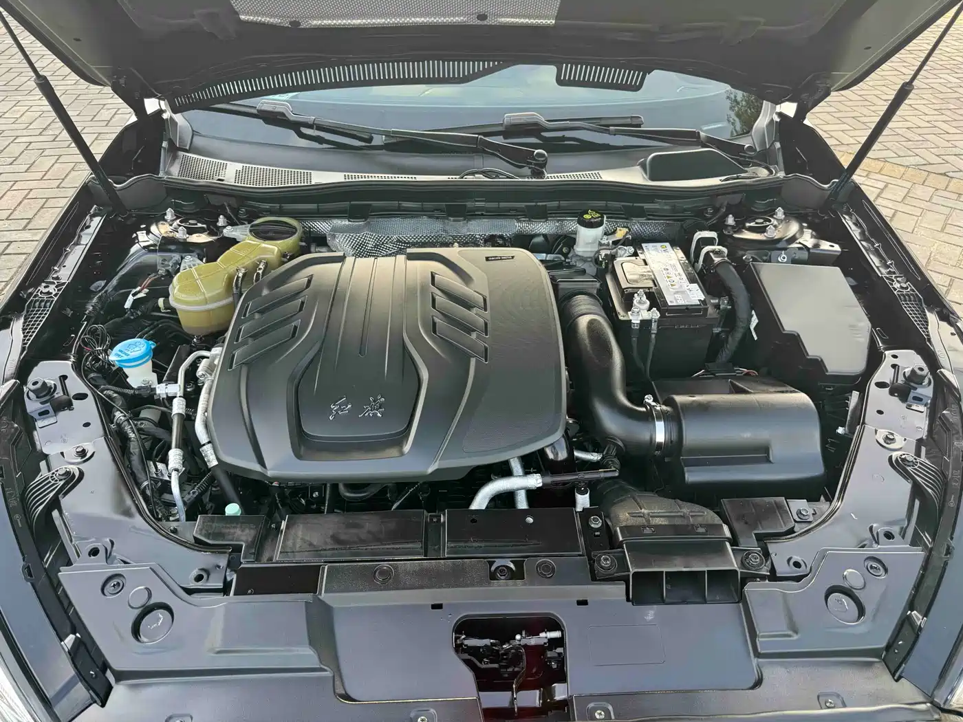 Hongqi H5 2020 1.8T Automatic Smart Connection Qi Enjoy Edition фото 17
