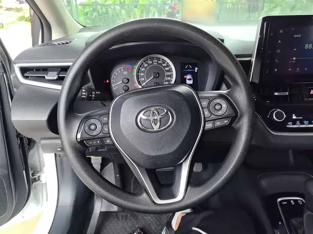 Toyota Corolla 2021 1.2T S-CVT Elite PLUS Edition фото 11