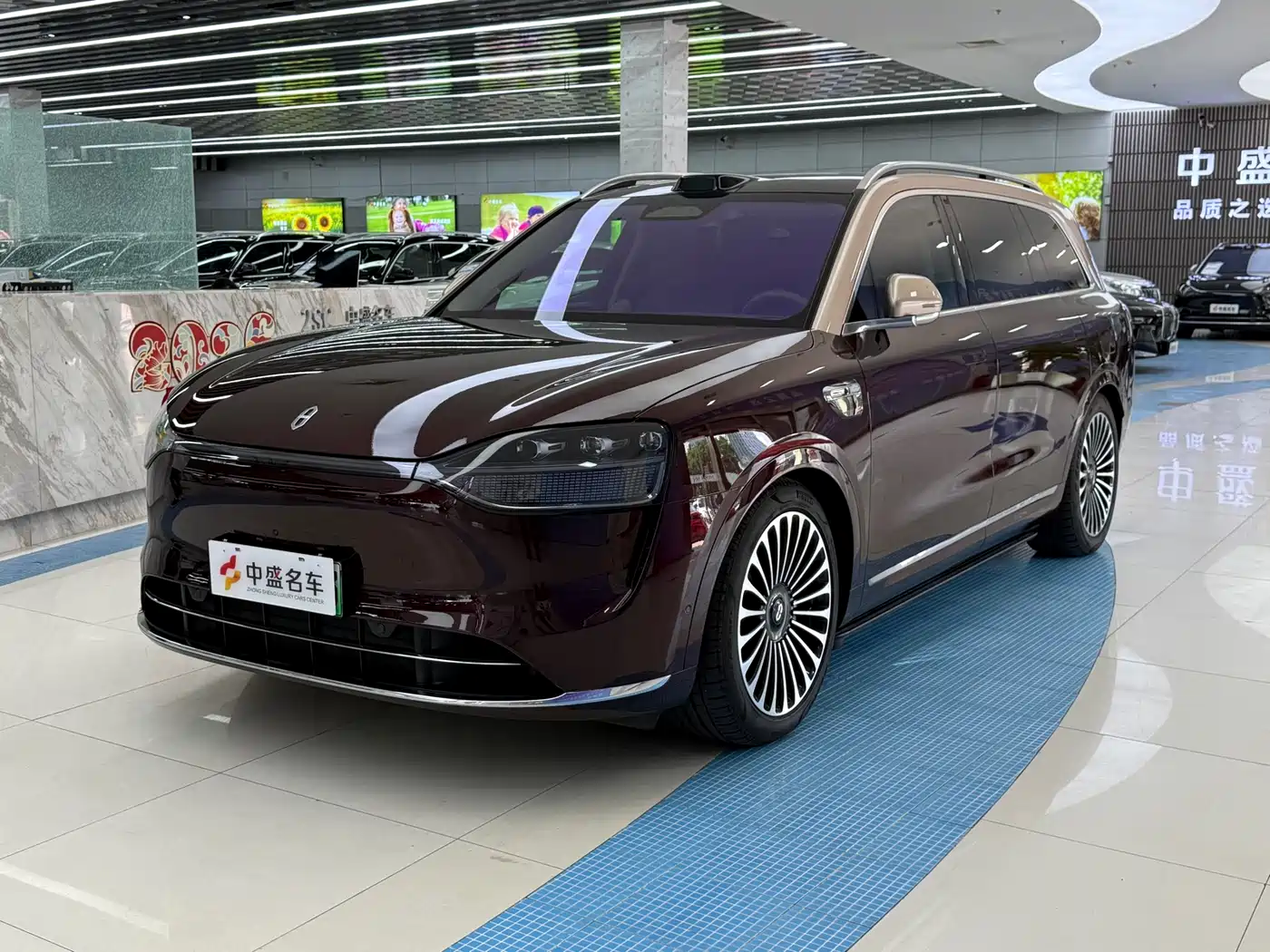 AITO Wenjie AITO M9 2025 Extended Range Ultra 52kWh 6-Seater