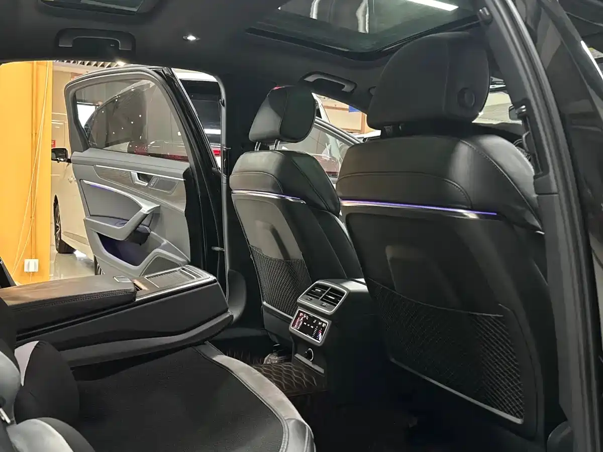 Audi A6L 2022 45 TFSI quattro Premium Dynamic фото 35