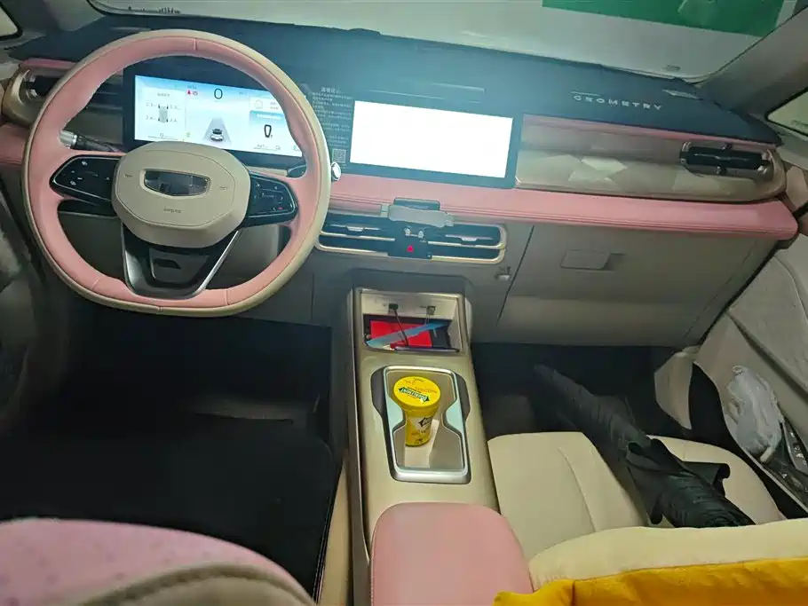 GEELY GEOMETRY E FIREFLY