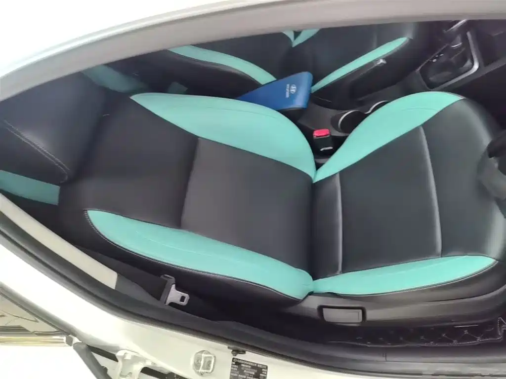 Hyundai Verna 2020 1.4L CVT GLS Cool Edition фото 25