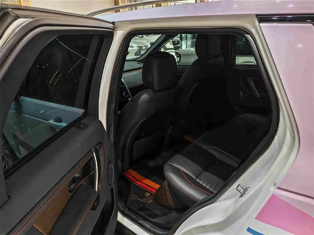 Фото 7 - Land Rover Discovery Sport