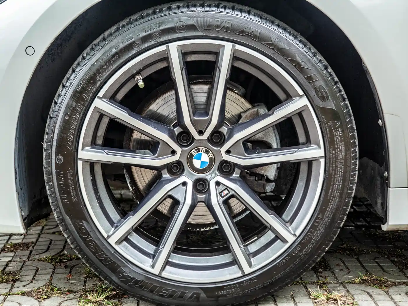 BMW 3 Series 2020 325Li M Sport Package фото 21