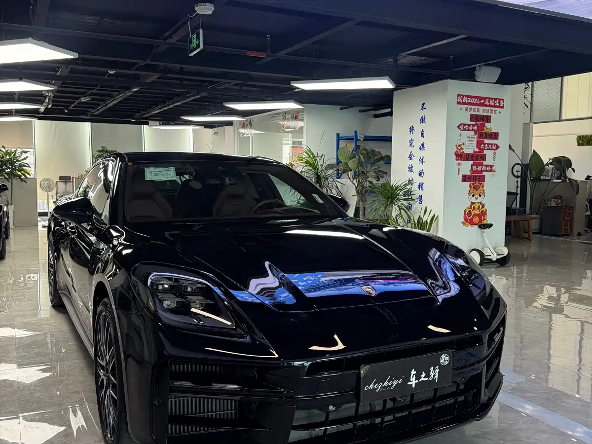 Porsche Panamera 2026 Panamera Timeless Edition 2.9T фото 2