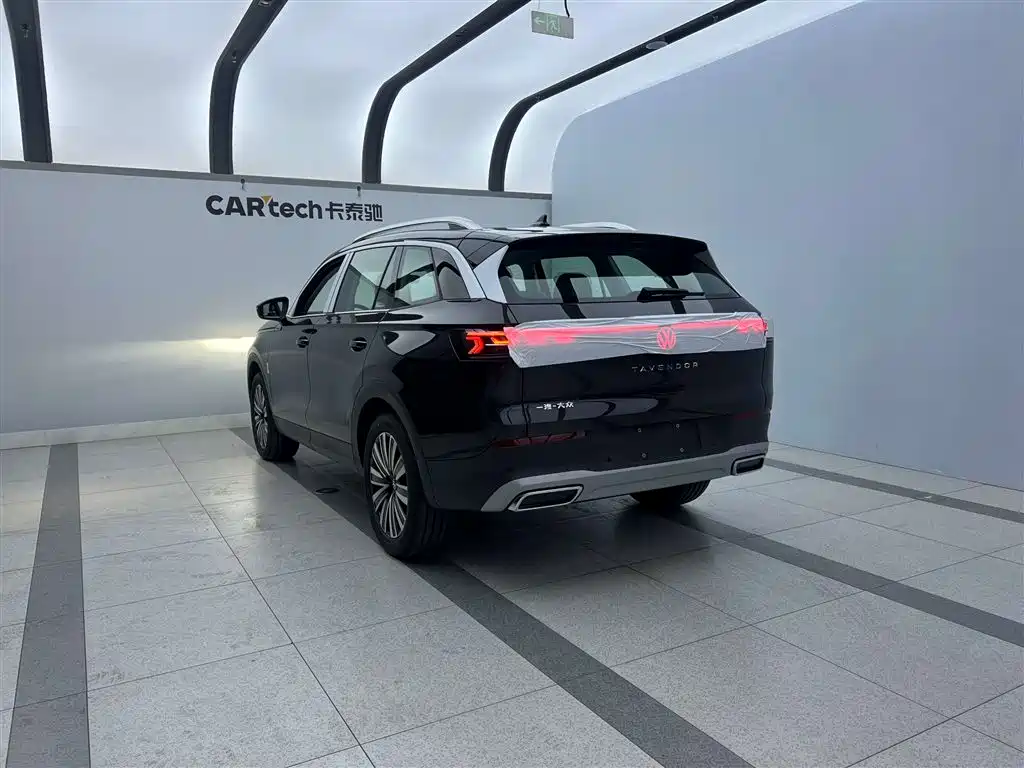 Volkswagen Talagon 2025 330TSI Luxury Cruise Public Edition фото 5