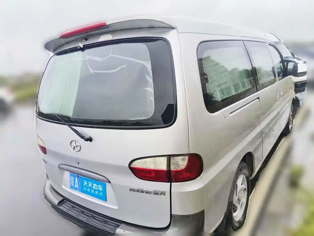 JAC Refine 2013 2011 Model 2.0L Shuttle Gasoline Comfort Edition HFC4GA3