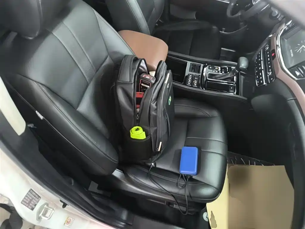 GAC Trumpchi Trumpchi GS8 2017 320T 2WD Luxury Smart Connect (7-seater) фото 25
