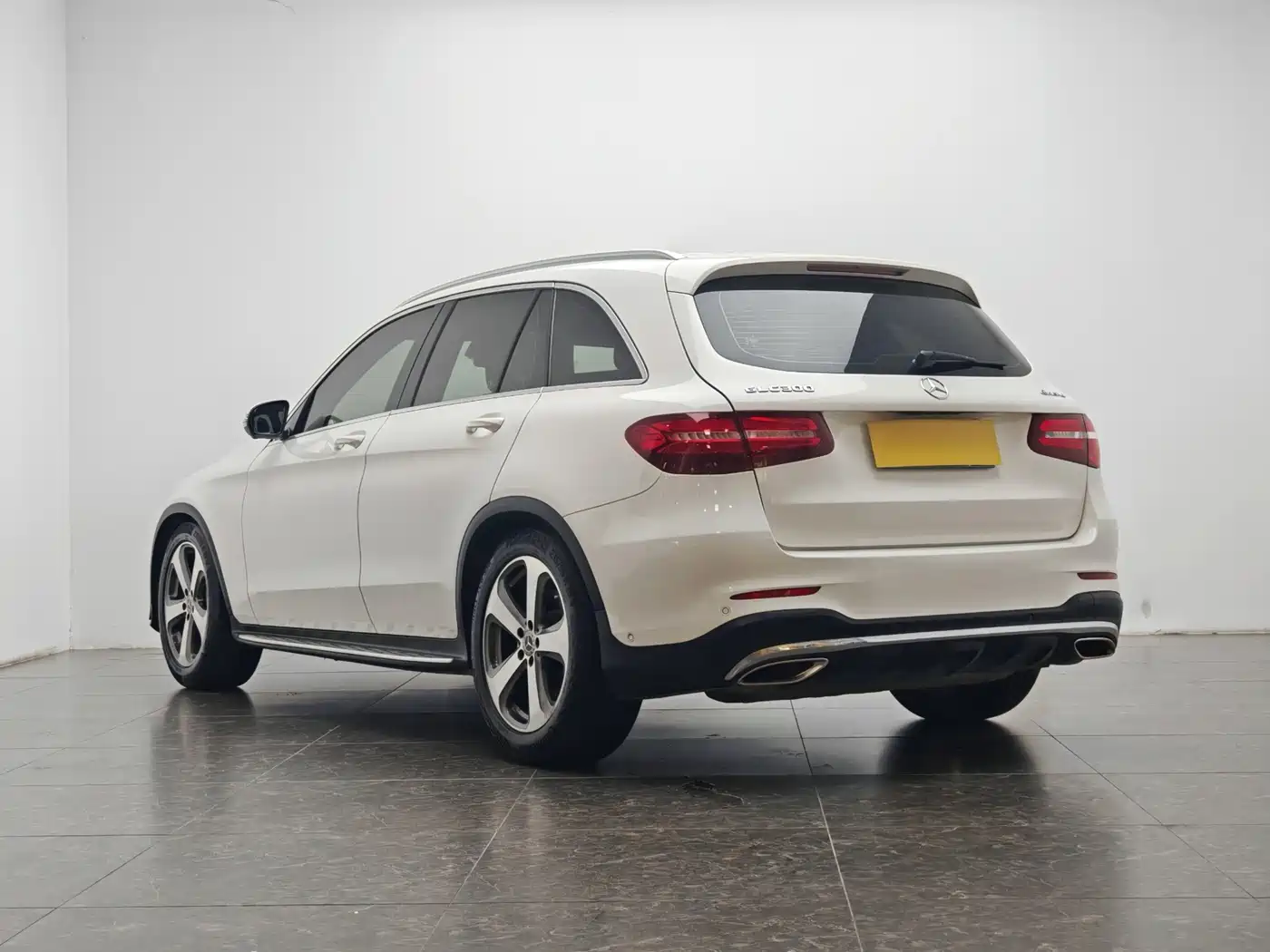 Mercedes-Benz GLC 2017 GLC 300 4MATIC Dynamic фото 4