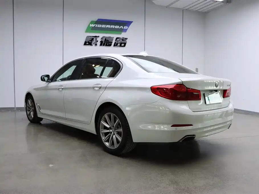 BMW 5 Series 2018 528Li Launch Special Edition фото 6
