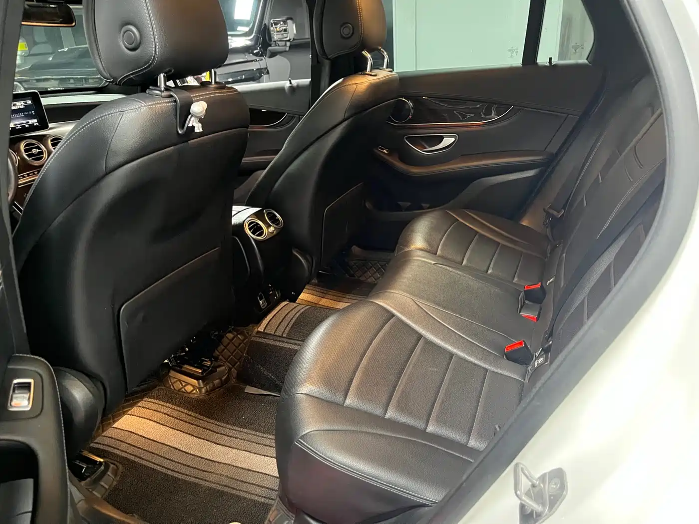 Mercedes-Benz GLC 2019 GLC 260 4MATIC Dynamic фото 6
