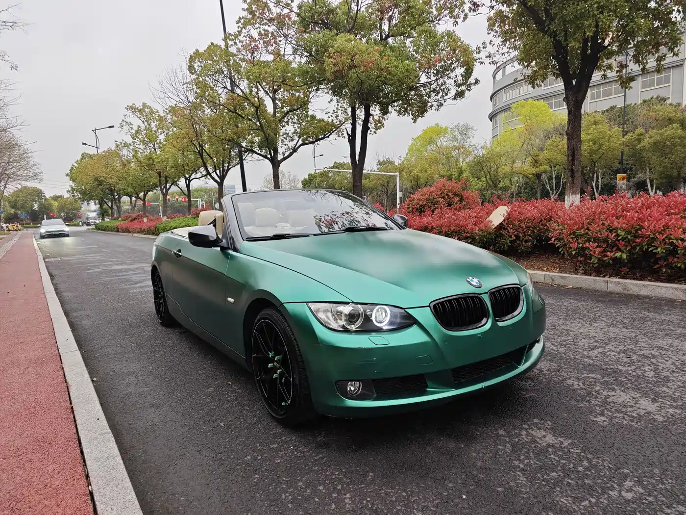 BMW 3 Series (Import) 2009 Model 330i Convertible фото 3