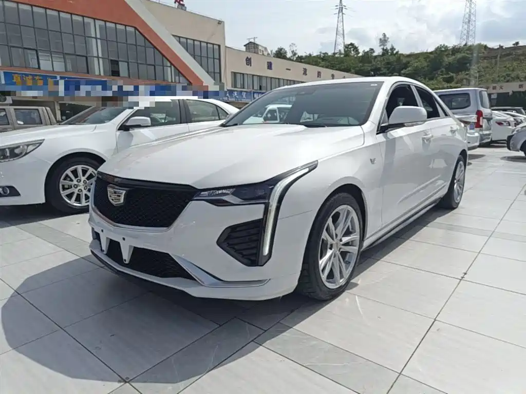 Cadillac CT4 2021 28T Fashion Edition