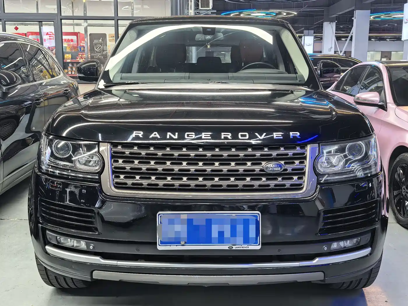 Land Rover Range Rover 2015 3.0 TDV6 Vogue фото 2