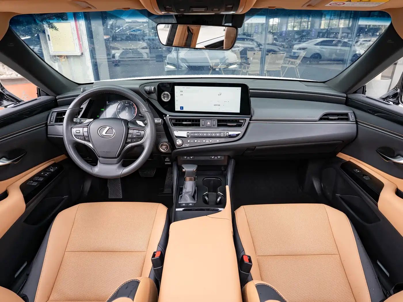 Lexus ES 2022 300h Ultimate Edition фото 12