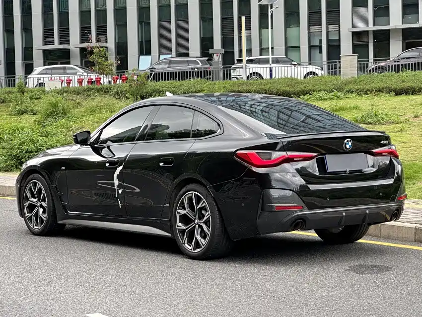 BMW 4 Series 2022 430i Gran Coupe M Sport Night Package фото 5
