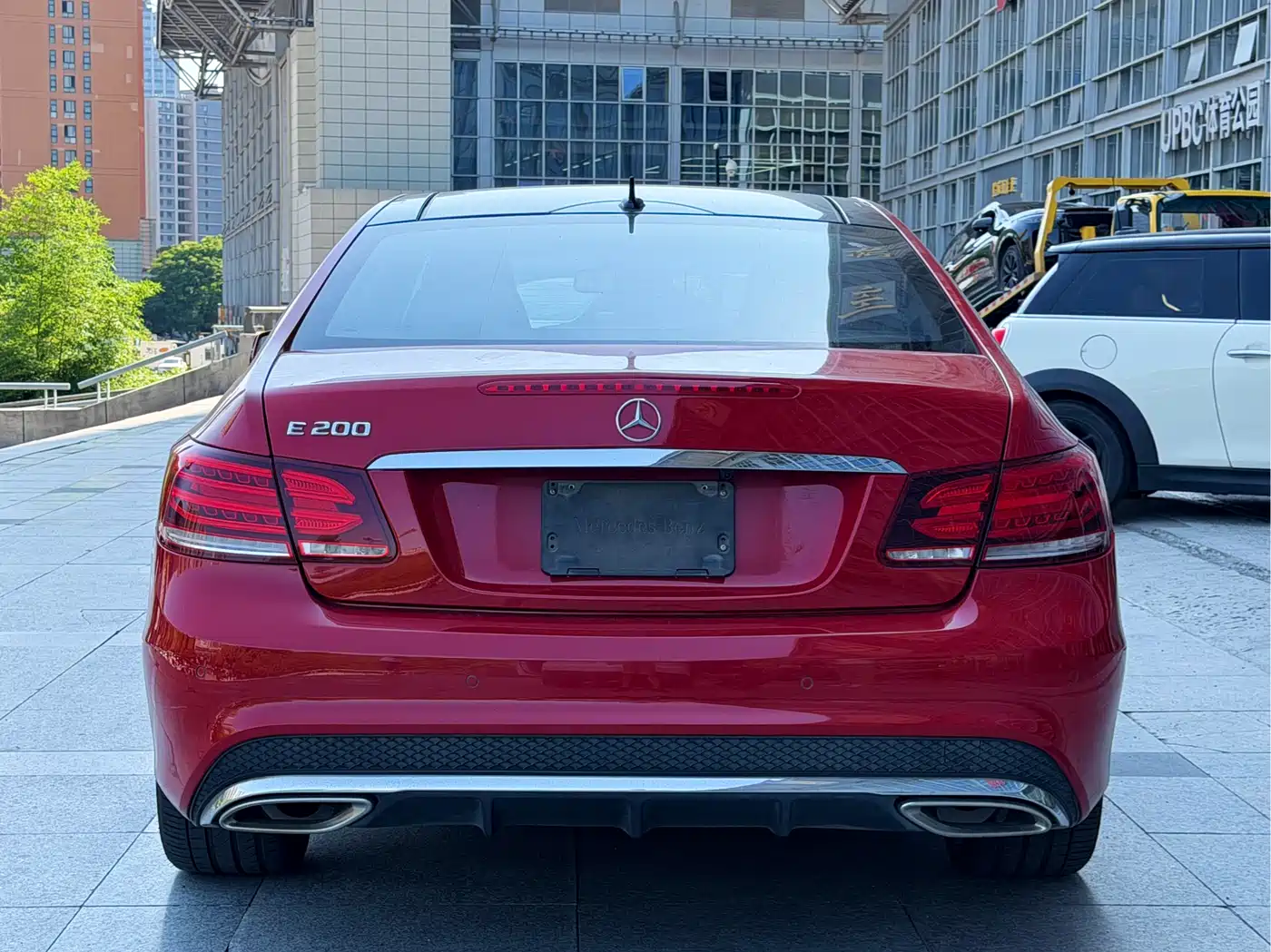 Mercedes-Benz E-Class (Import) 2014 E 200 Coupe фото 3