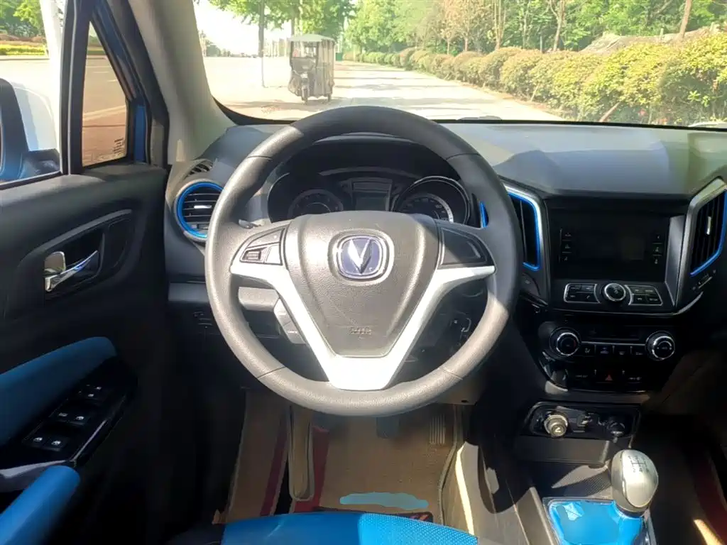 Changan CS15 2016 2016 1.5L Manual Fashion