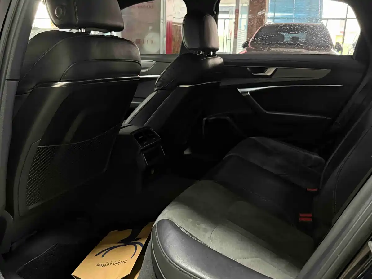 Audi A6L 2019 40 TFSI Luxury Dynamic фото 6
