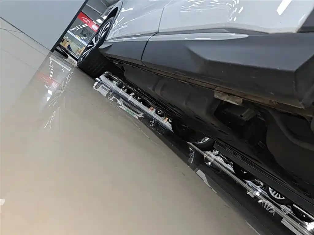 BYD Song PLUS PHEV 2023 Champion Edition DM-i 110KM Flagship фото 22