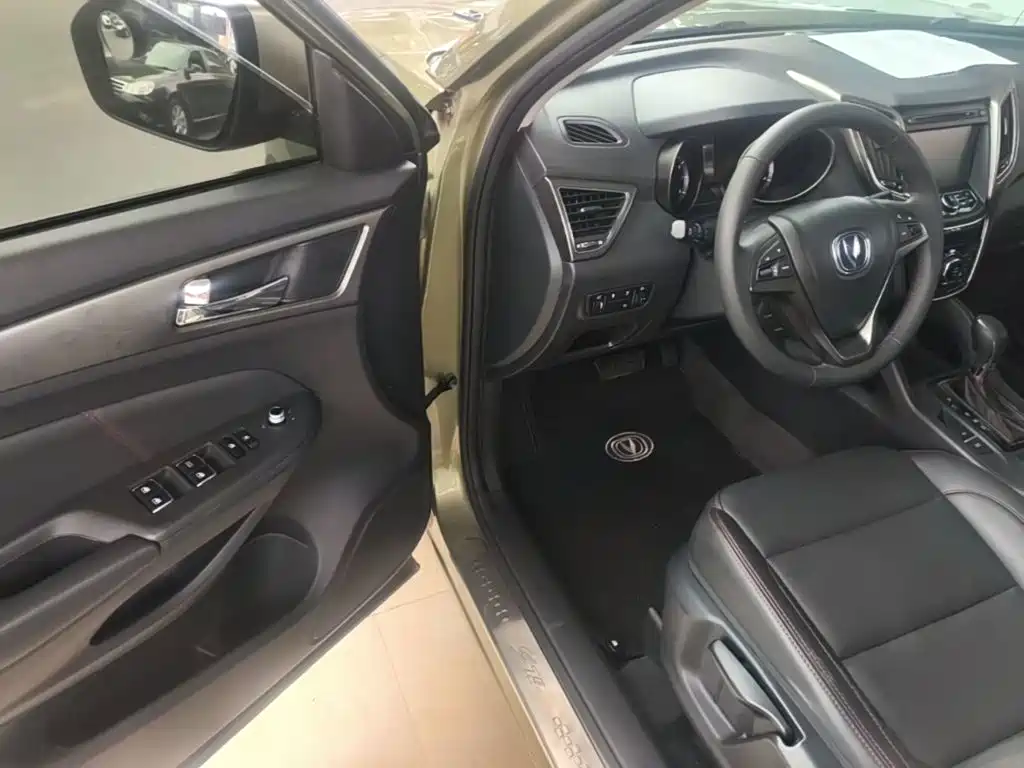 Changan CS75 2015 2014 1.8T Automatic Elite (China IV)