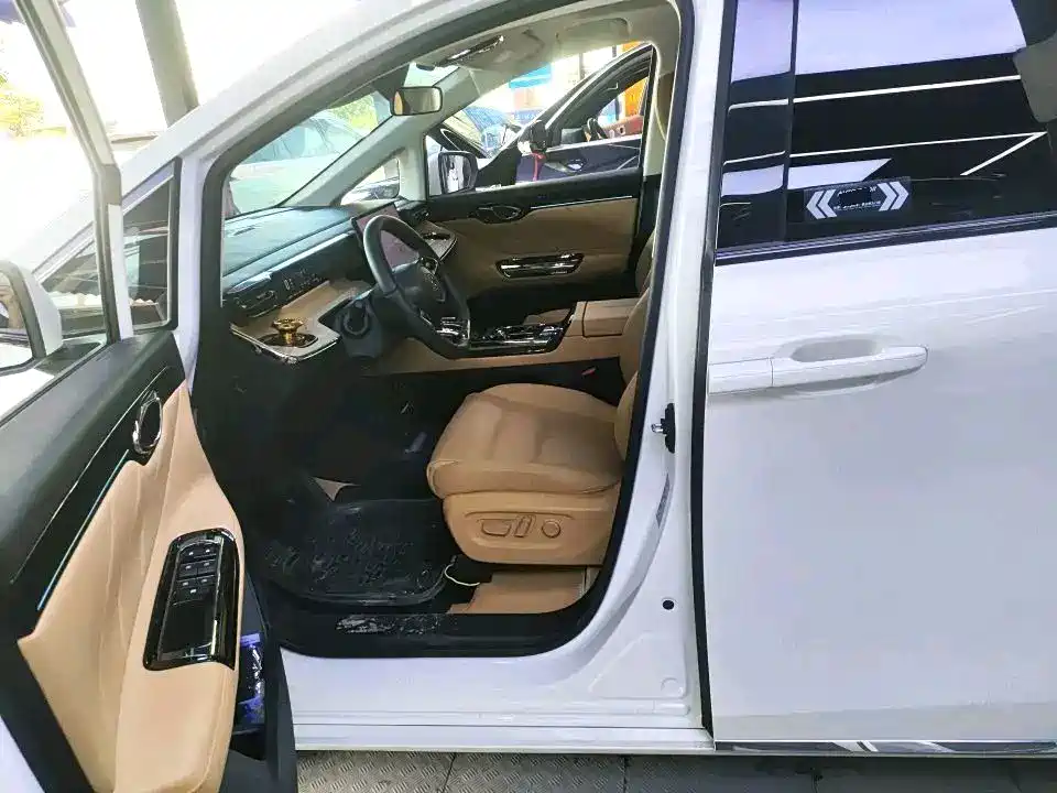 GAC Trumpchi Trumpchi E8 NEV 2025 2024 Model 150km MAX+