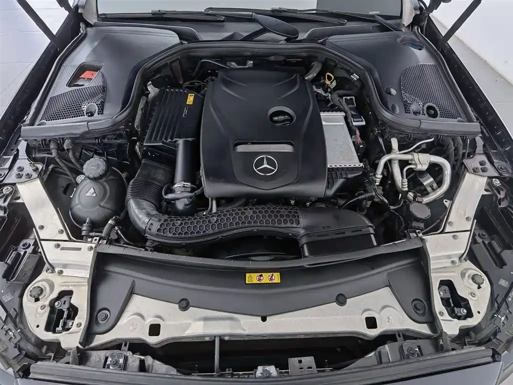 Mercedes-Benz E-Class 2018 E 200 L Sport фото 6