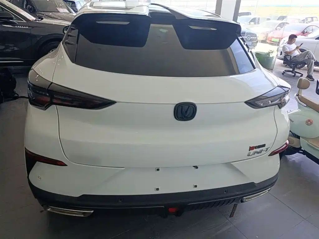 CHANGAN UNI-T