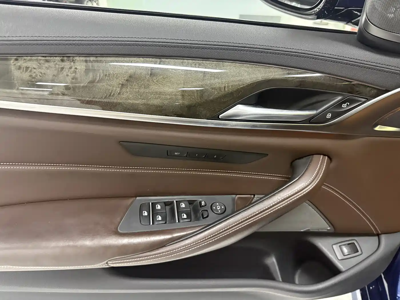 BMW 5 Series (Import) 2018 540i M Sport Package фото 8