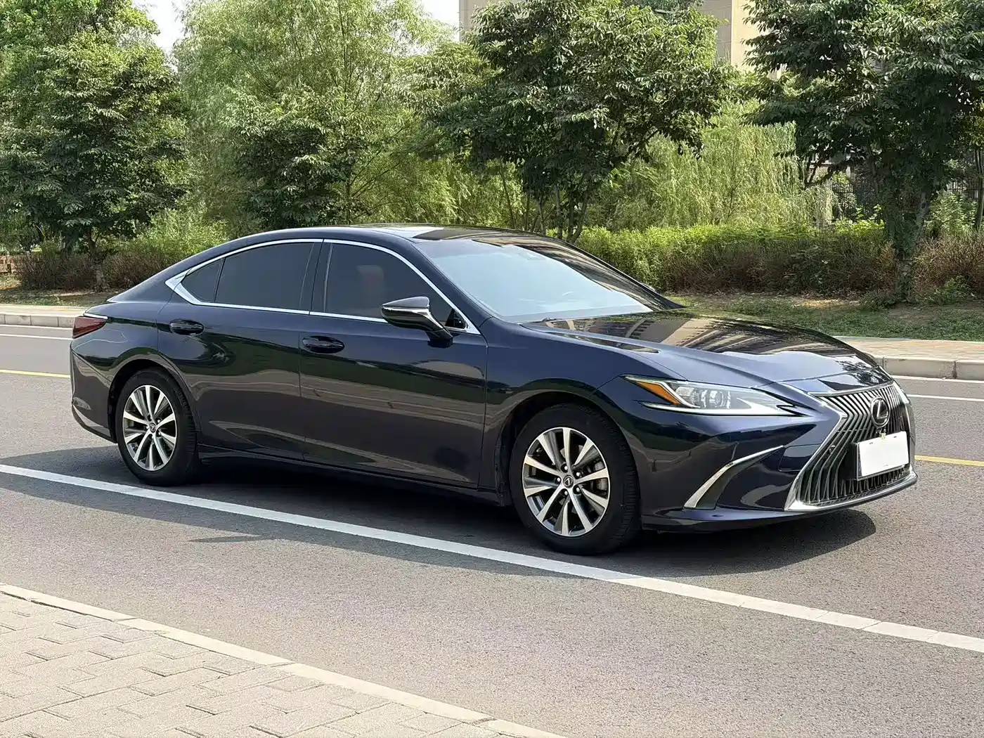 Lexus ES 2018 200 Excellence Edition China V фото 2