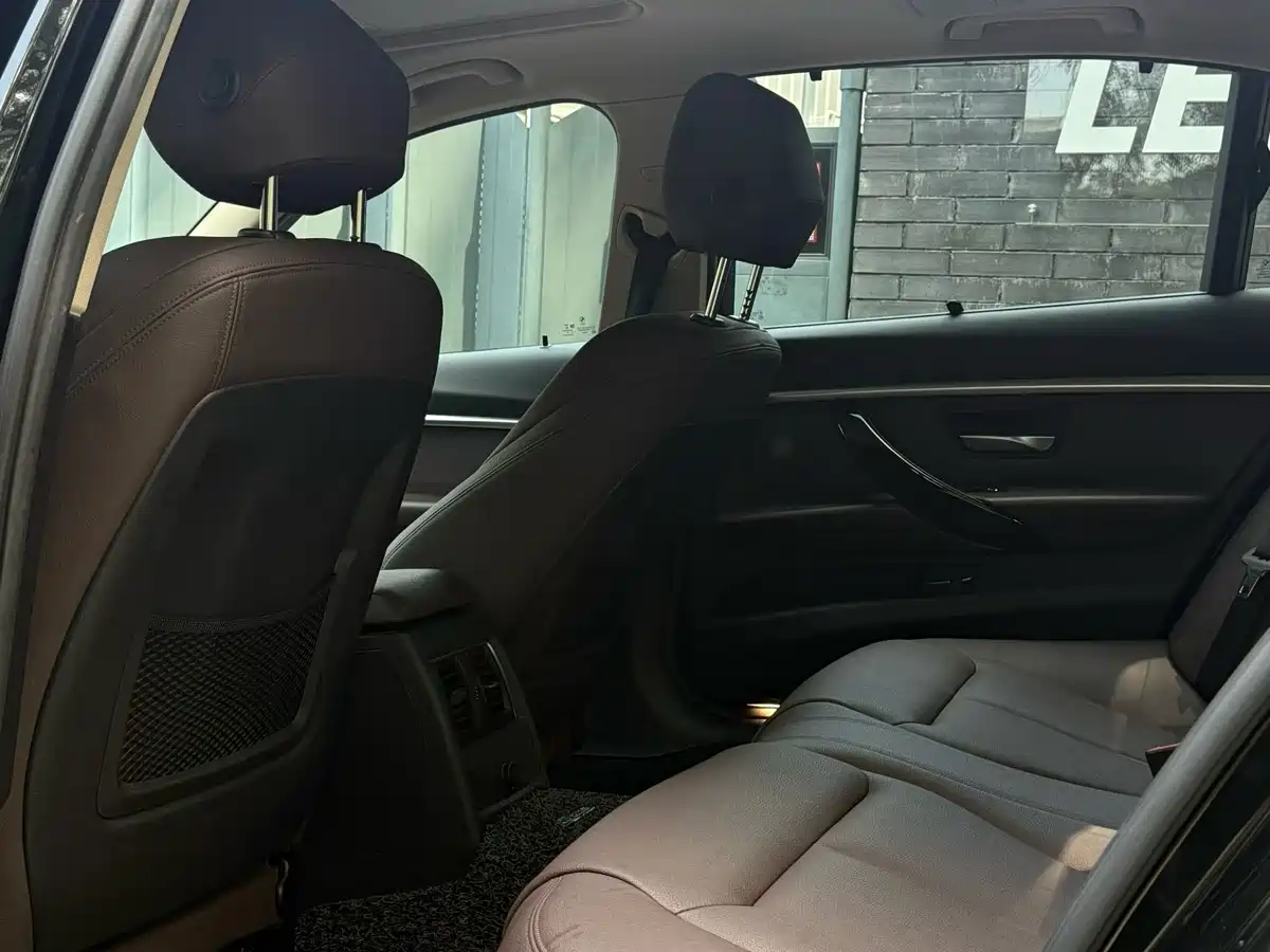 BMW 3 Series 2018 320Li Leading M Sport Package фото 5
