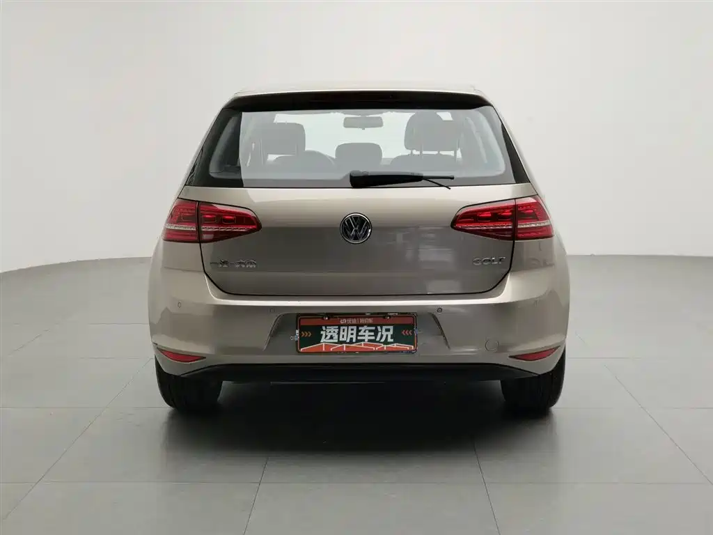 Volkswagen Golf 2015 1.6L Automatic Comfort фото 4