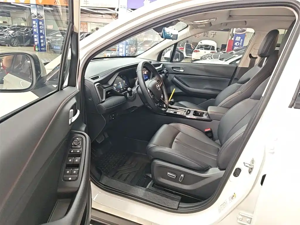 GAC Trumpchi Trumpchi GS4 2021 270T Auto Smart Connect Tech фото 16