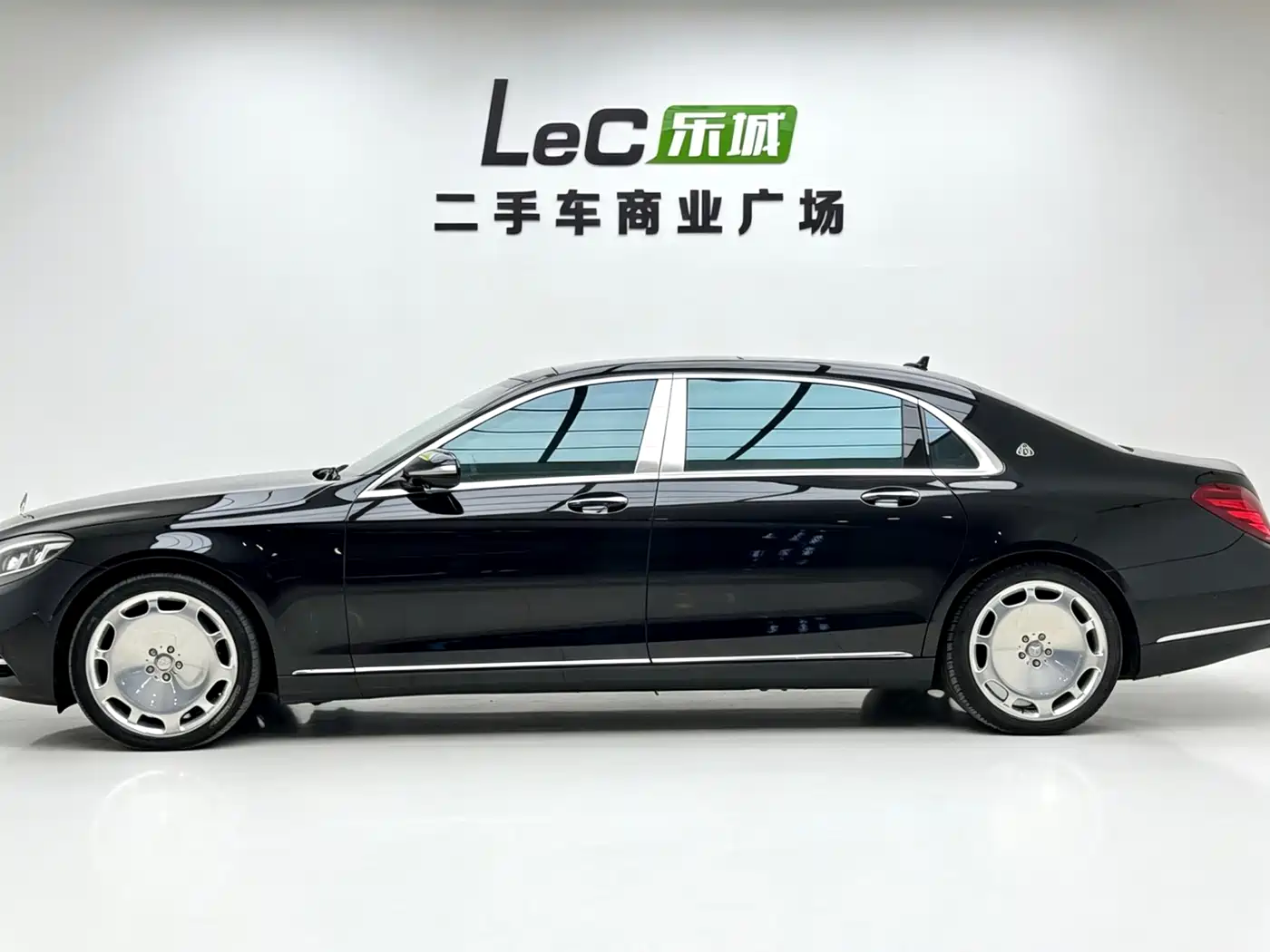 Mercedes-Benz Maybach S-Class 2015 S 500 4MATIC фото 3