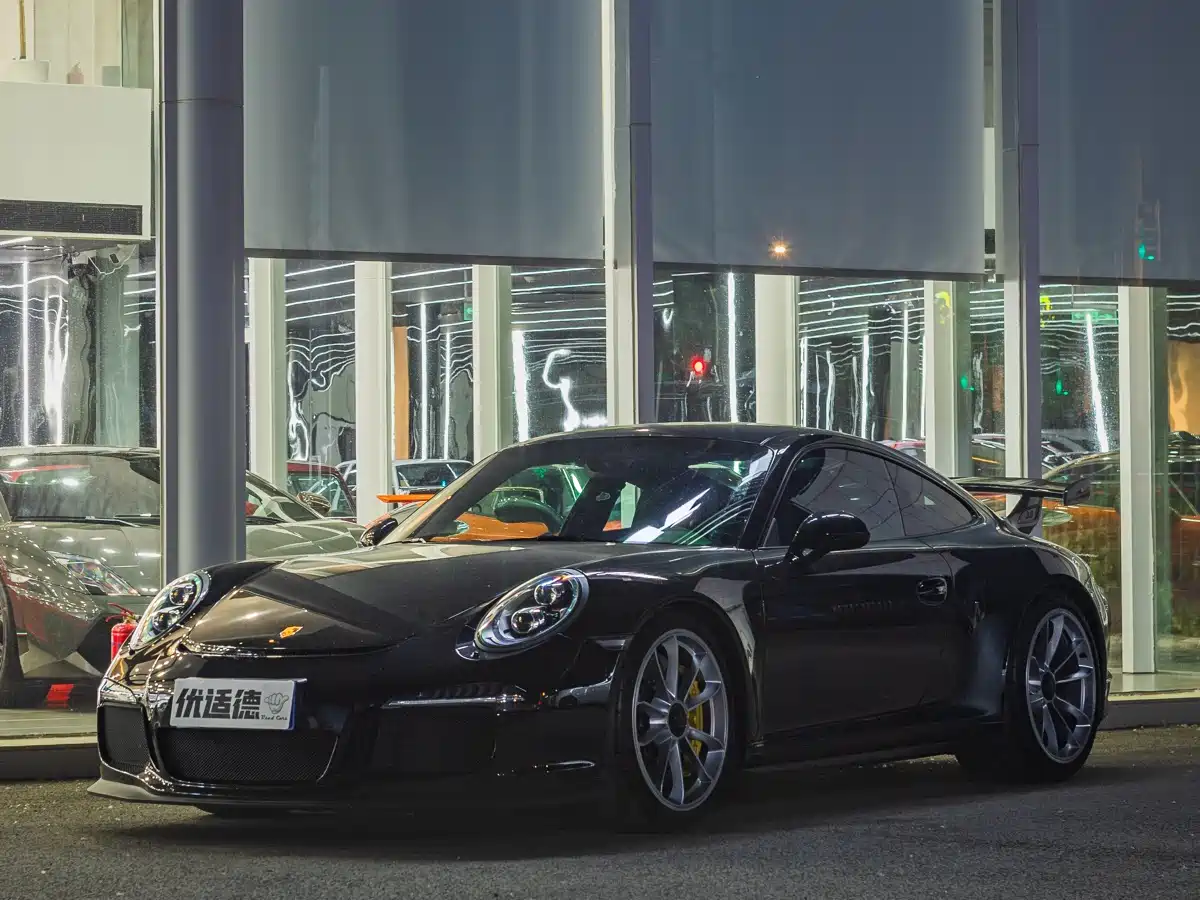 Porsche 911 2013 GT3 3.8L