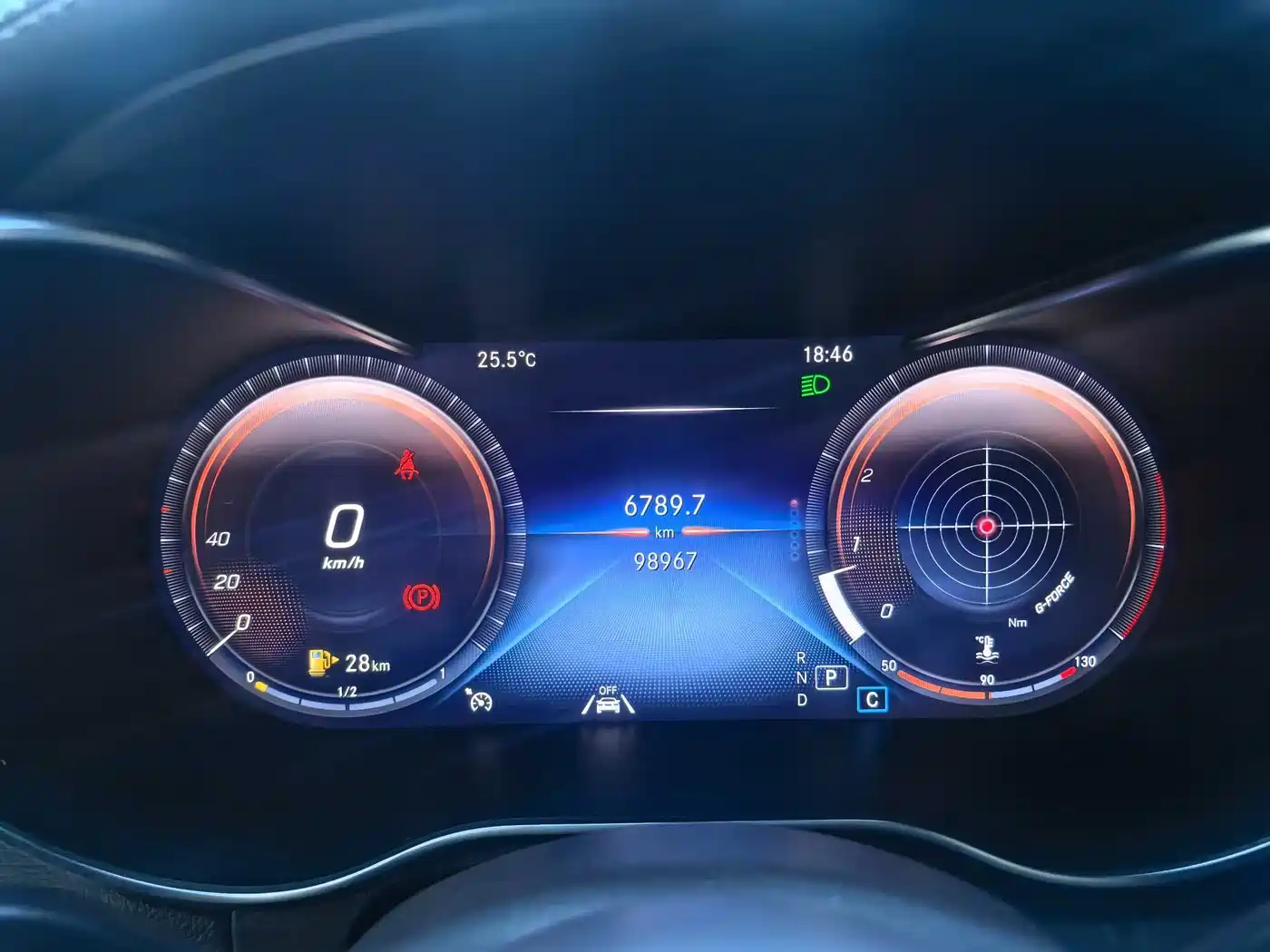 Mercedes-Benz GLC 2021 GLC 300 L 4MATIC Sporty фото 24