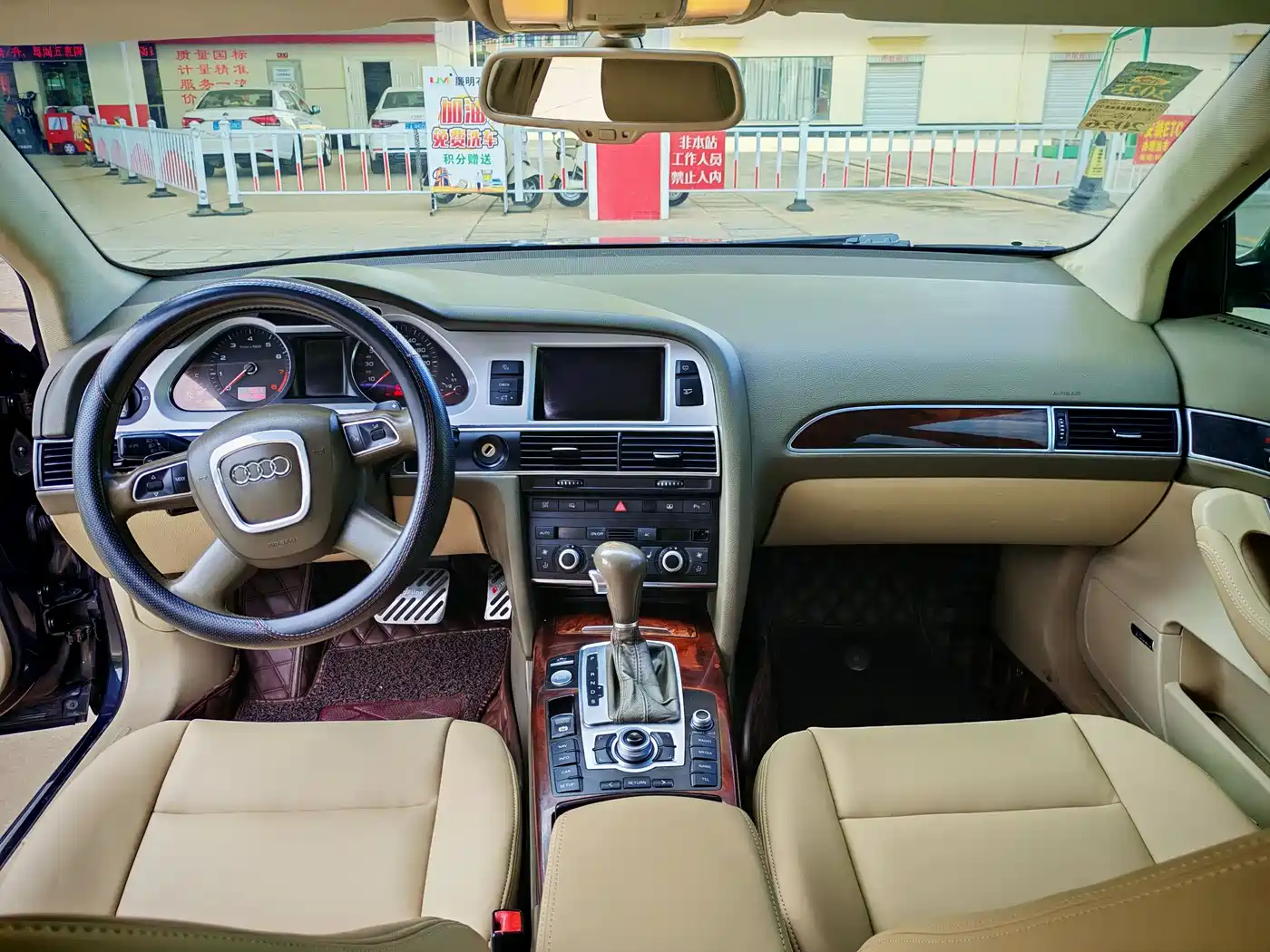 Audi A6L 2010 2.8 FSI Luxury фото 10