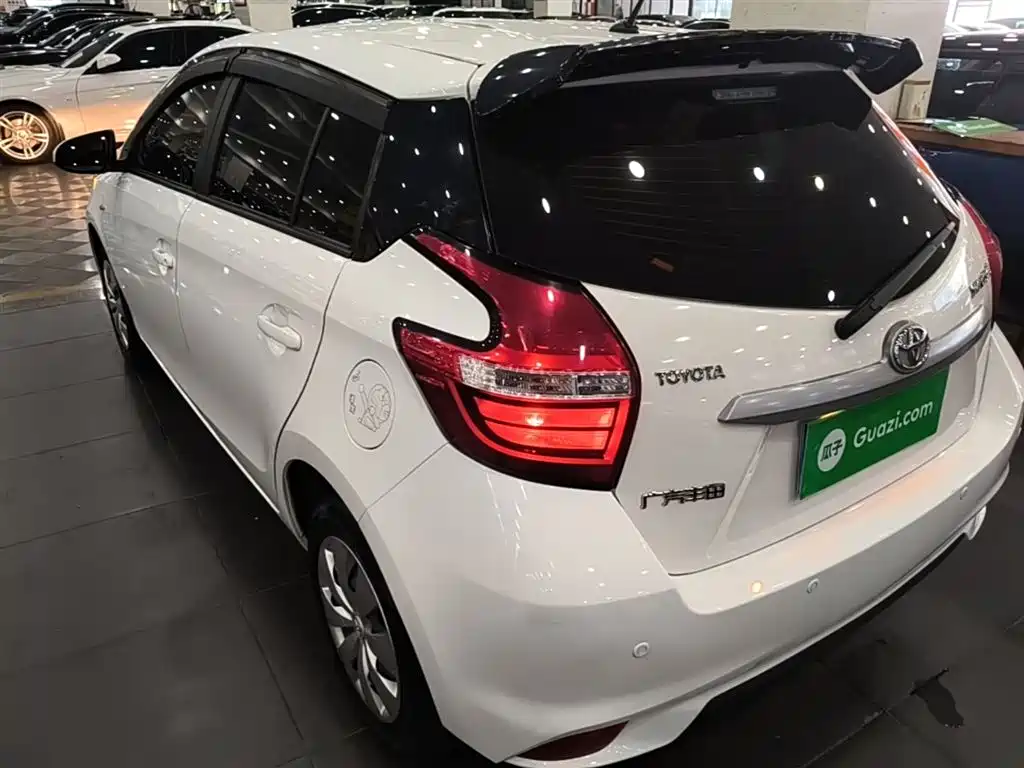 Toyota YARiS L Zhi Xuan 2021 1.5L CVT Leading Edition фото 5