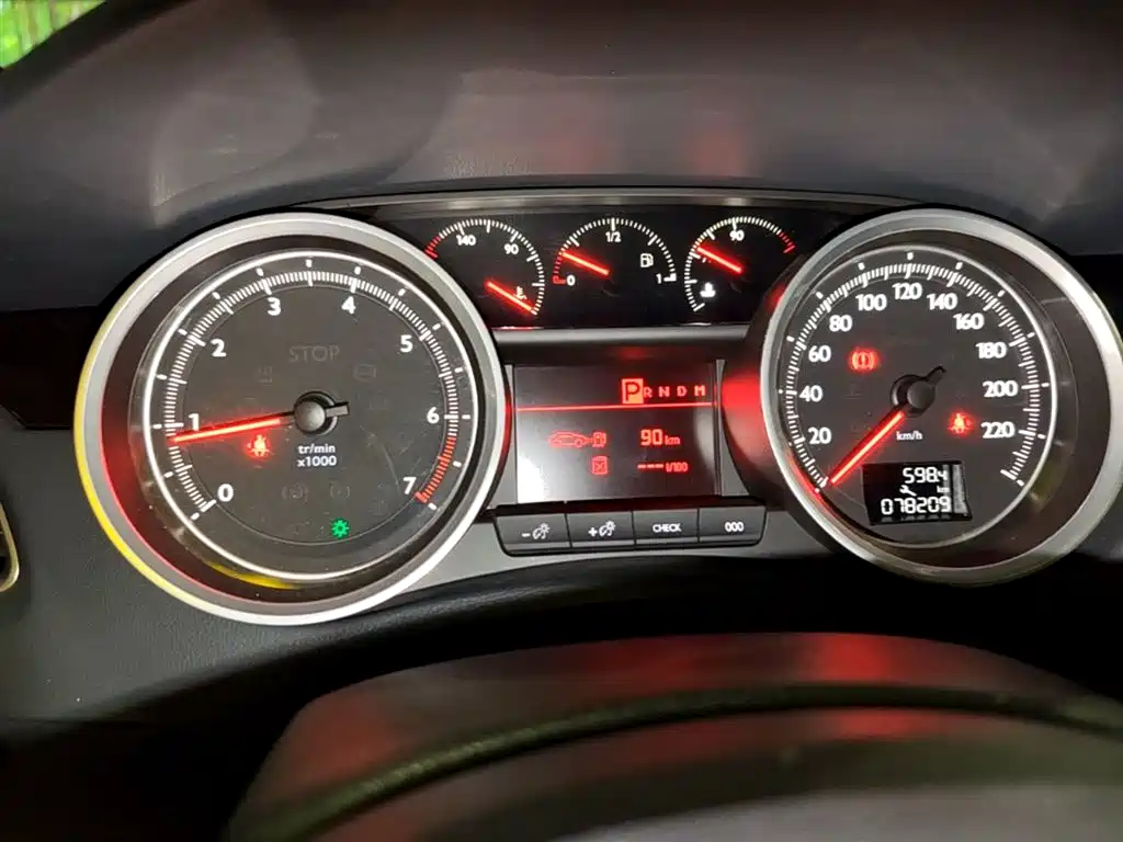 Peugeot 508 2013 2.0L 2nd Anniversary Auto Sunroof Classic Edition фото 12